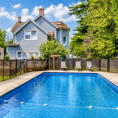 Pool + Playground | 10 Beds. - Holiday Home
