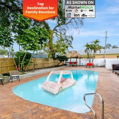 2 Homes - 4 MN to Madiera BCH - Hottub - HTD Pool