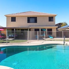 Comfort Home for Long Stays • Fast WiFi • HTD Pool