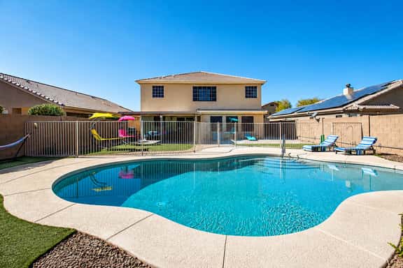 Comfort Home for Long Stays • Fast WiFi • HTD Pool - Image 1