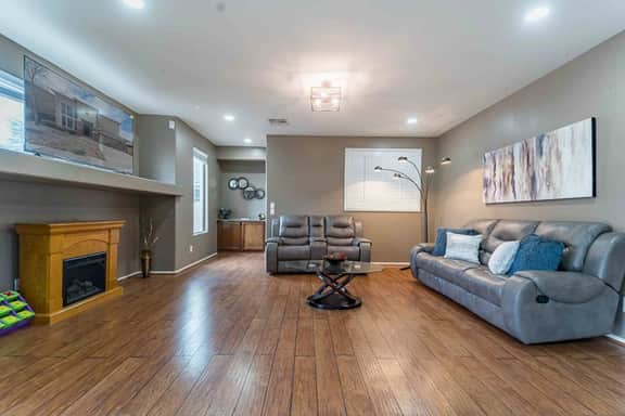 Free Pool Heat | Modern & Bright | Fire Pit