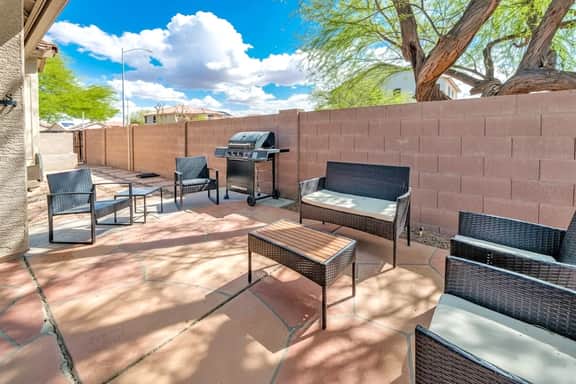 4BR Desert Retreat | Private Pool & Fire Pit