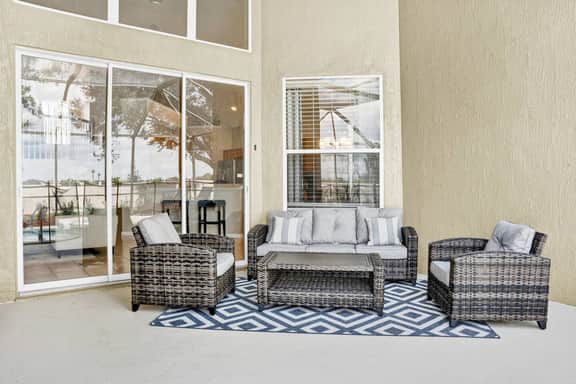 Private Pool/Hot Tub, Near Disney, 4 BR, King Beds
