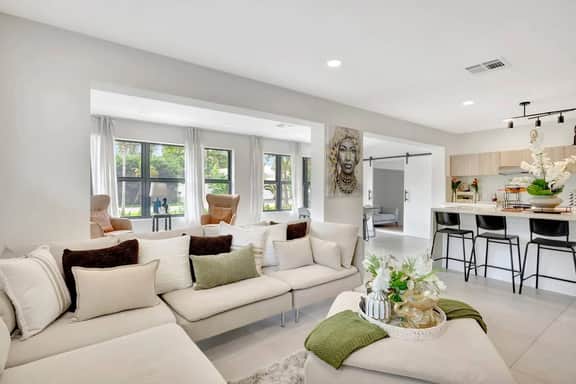 Modern Home • Pool • Near Beach & Las Olas - Image 4