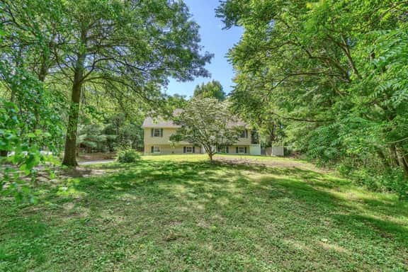 Huge home for huge fun – NY fun!