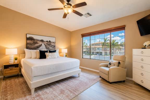 Comfort Home for Long Stays • Fast WiFi • HTD Pool - Image 3
