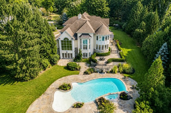 Hunter Ridge Luxury Estate | Pool, Theater, Gym - Image 1